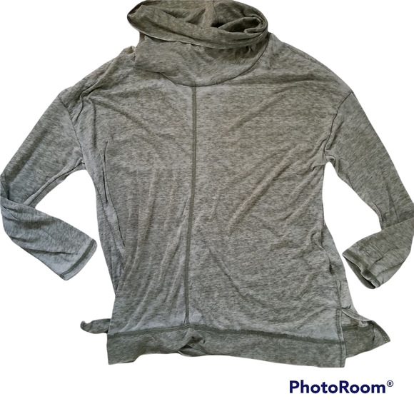 Cyrus Cow Neck Long Sleeve Burnout Blouse 1X - Picture 1 of 8